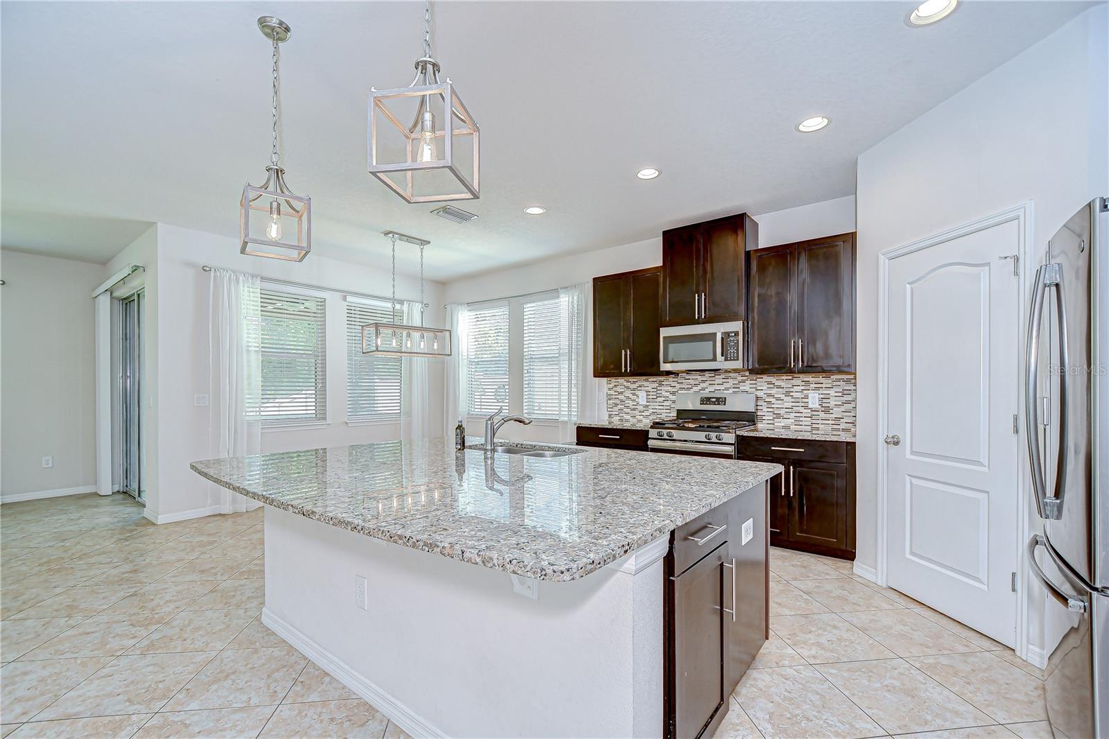 Image 7 of 41 For 11162 Spring Point Circle