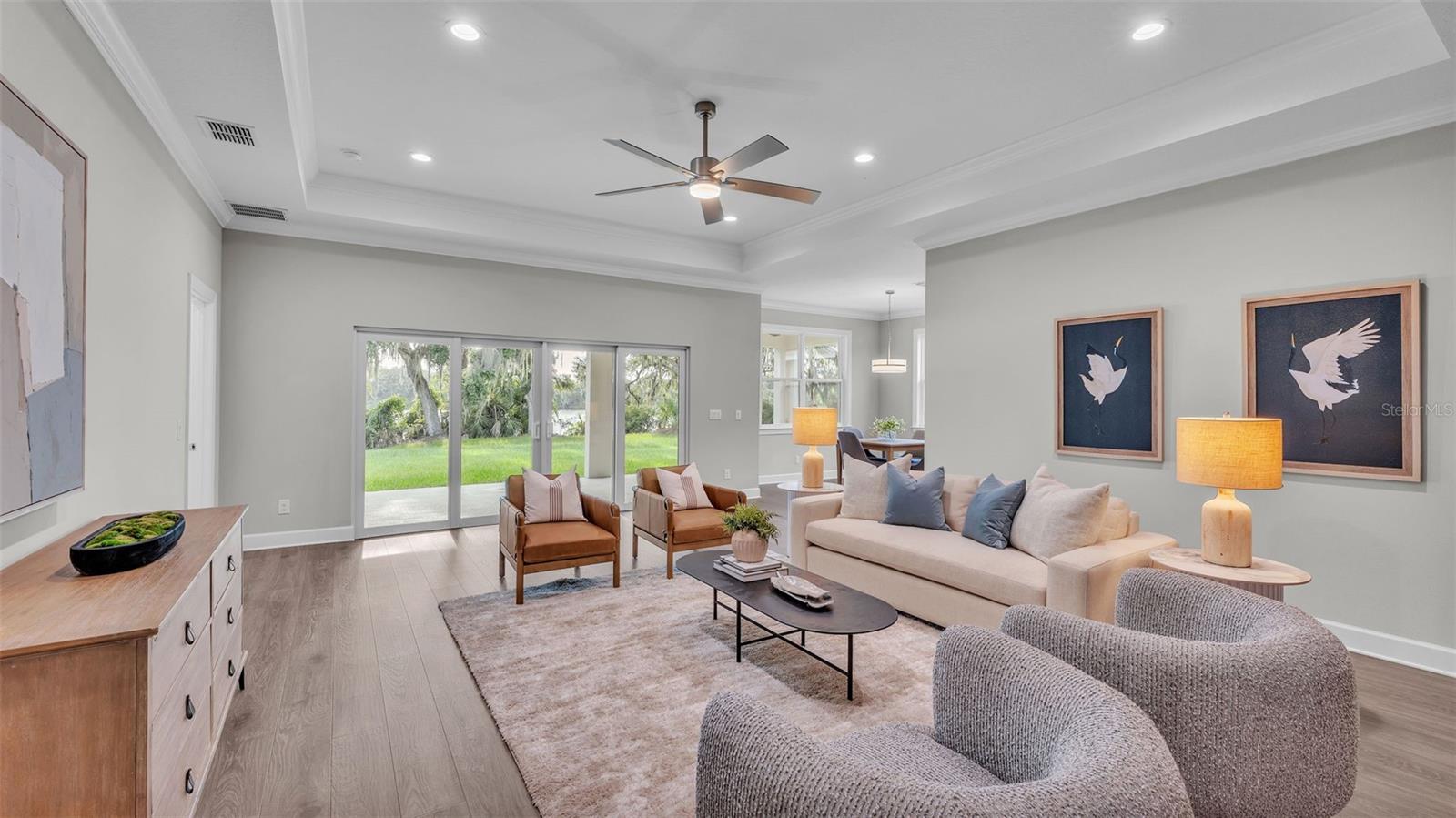 Image 22 of 43 For 4541 Fairway Oaks Drive