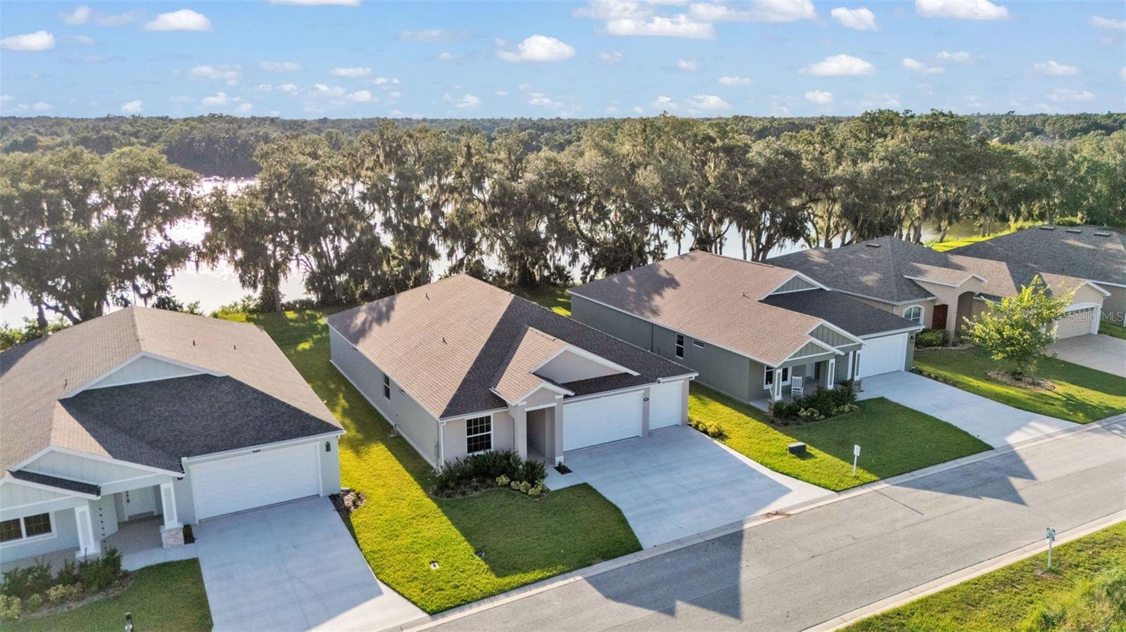 Image 36 of 43 For 4541 Fairway Oaks Drive