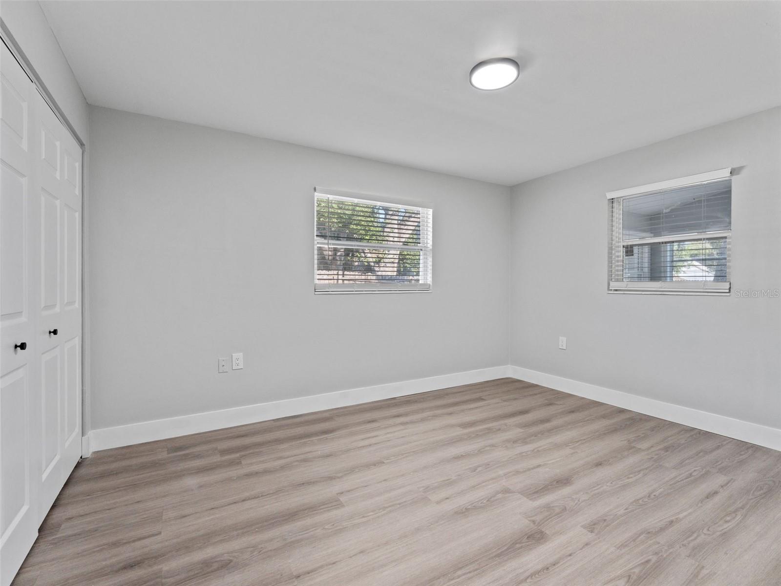 Image 27 of 38 For 2952 Webley Drive
