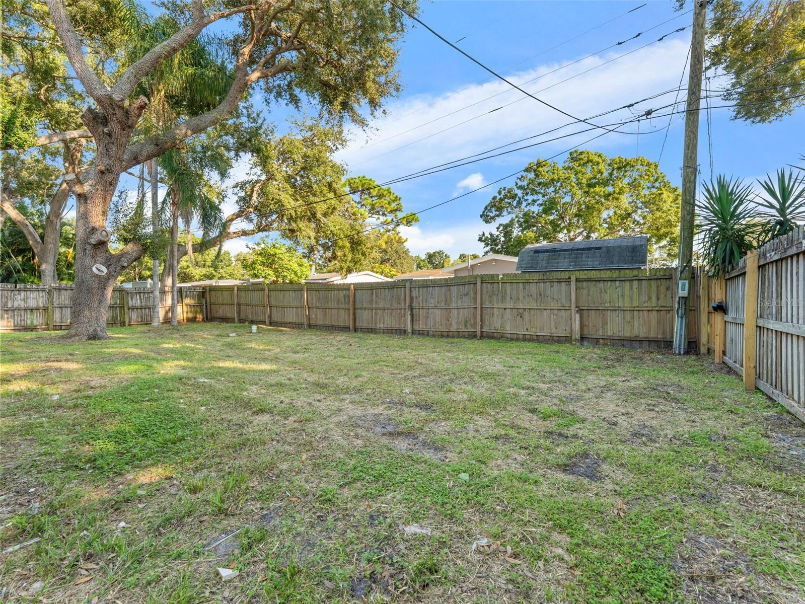 Image 32 of 38 For 2952 Webley Drive