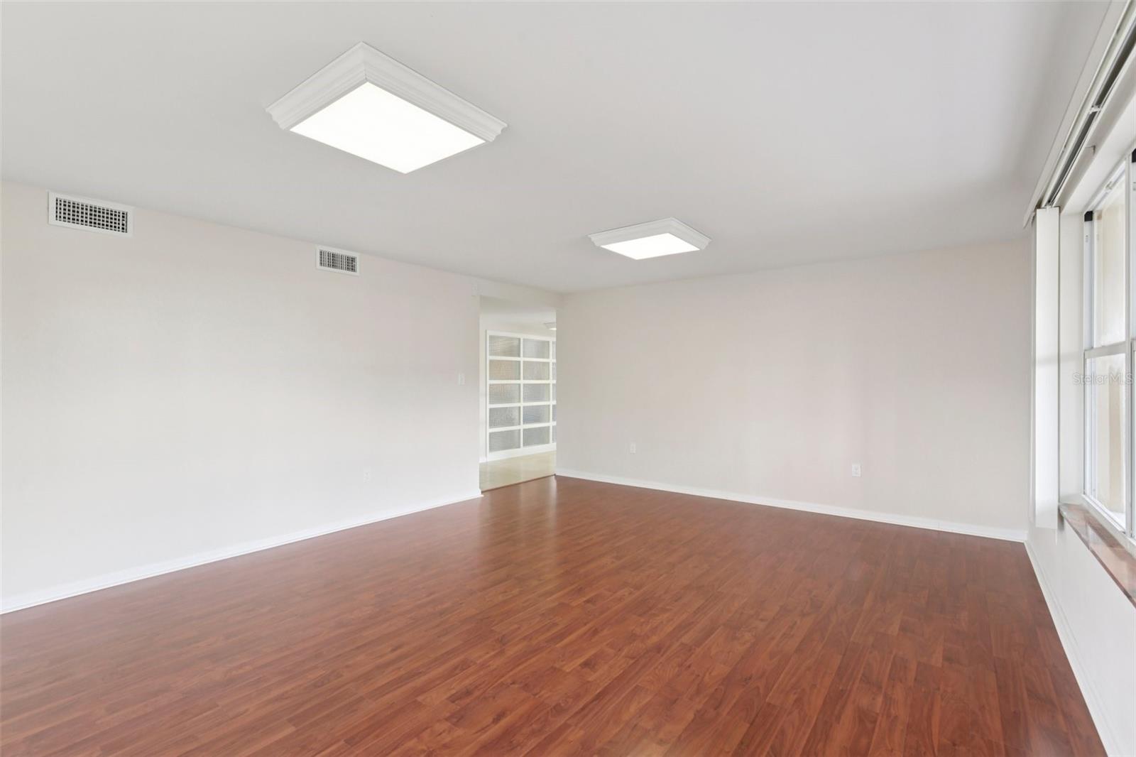 Image 11 of 62 For 941 Gulf Boulevard