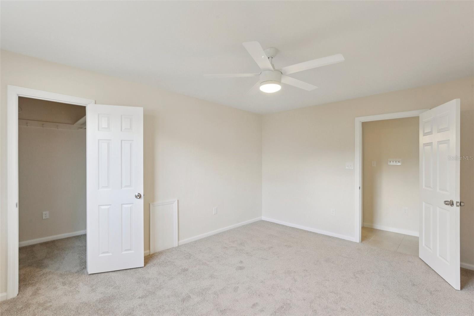 Image 37 of 62 For 941 Gulf Boulevard