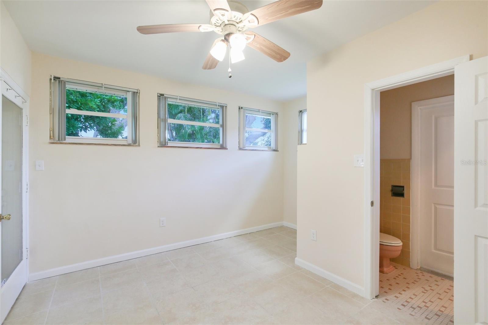 Image 44 of 62 For 941 Gulf Boulevard