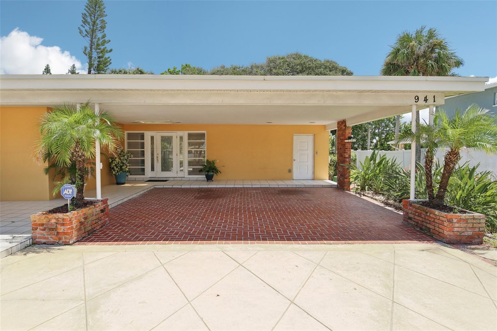 Image 51 of 62 For 941 Gulf Boulevard
