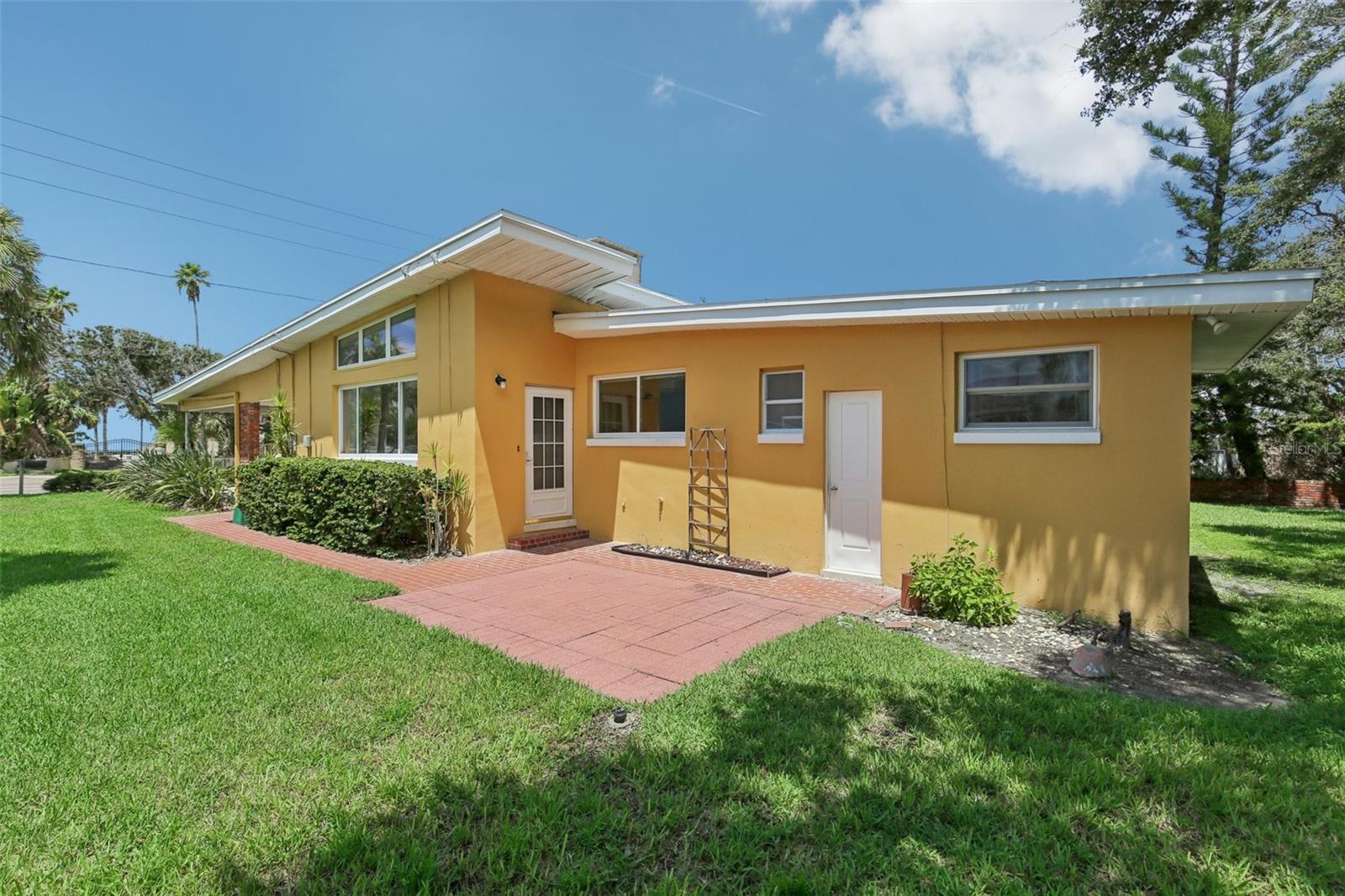 Image 52 of 62 For 941 Gulf Boulevard