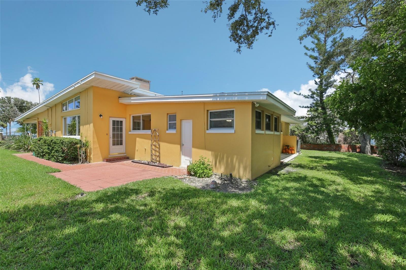 Image 53 of 62 For 941 Gulf Boulevard