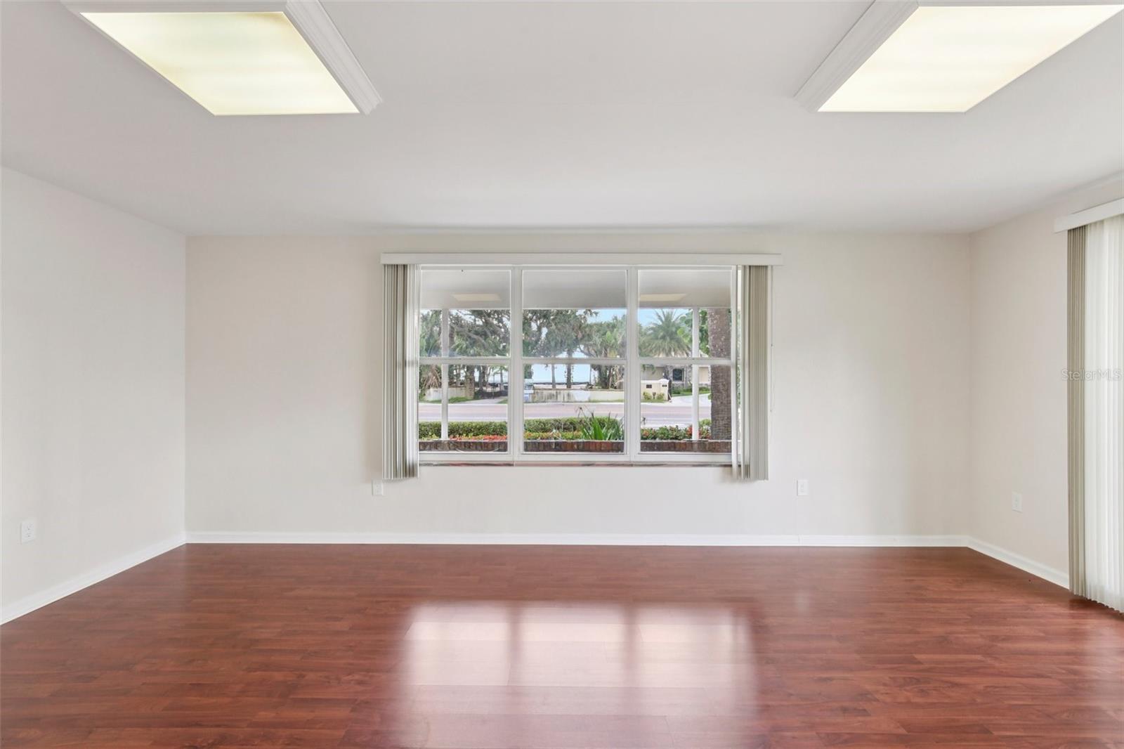 Image 6 of 62 For 941 Gulf Boulevard