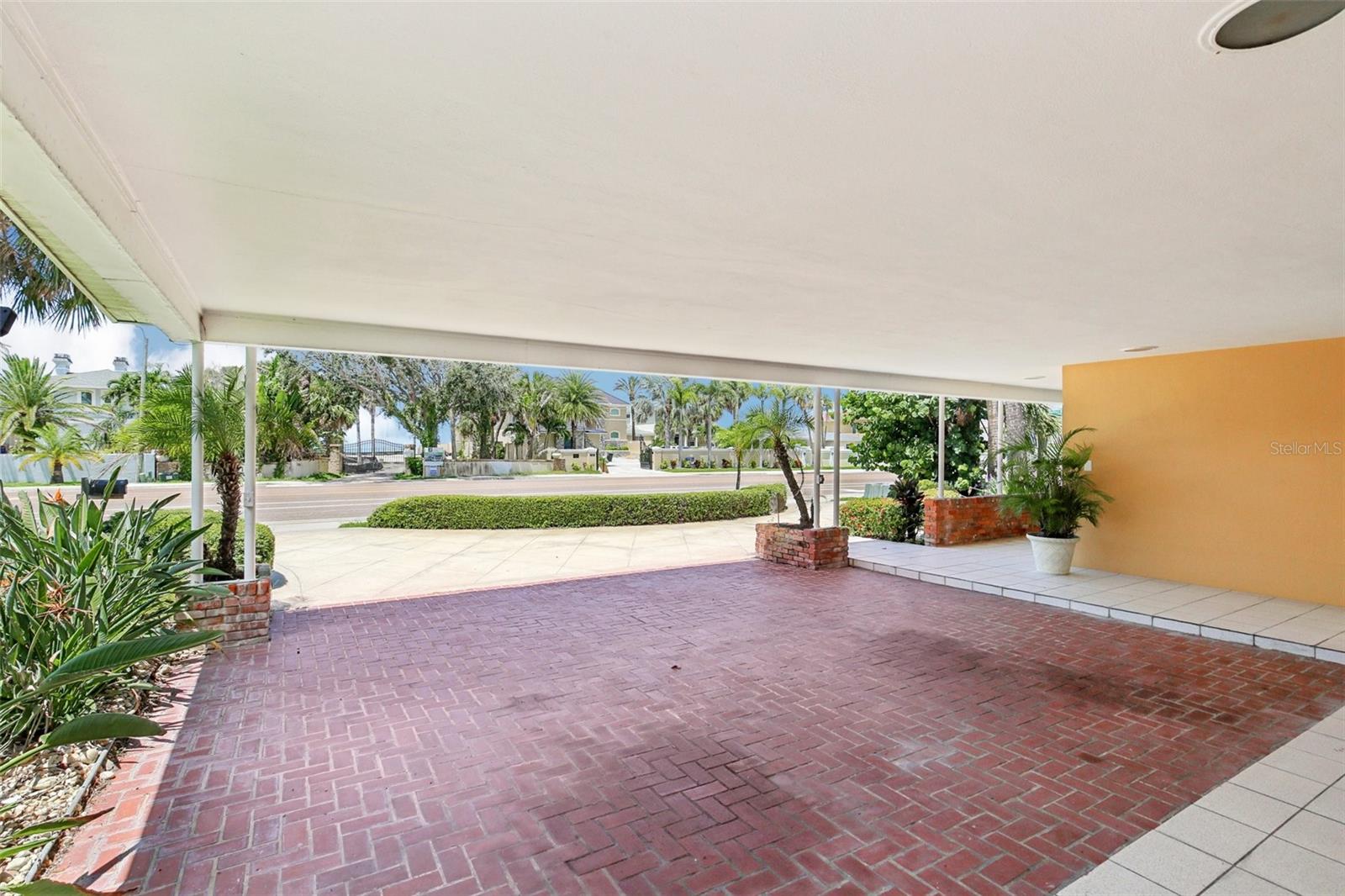 Image 61 of 62 For 941 Gulf Boulevard