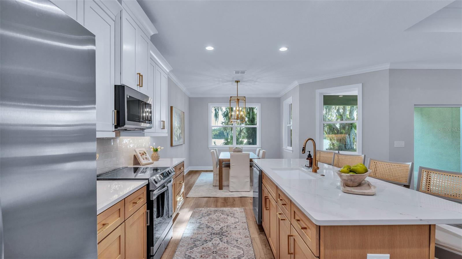 Image 12 of 47 For 4537 Fairway Oaks Drive