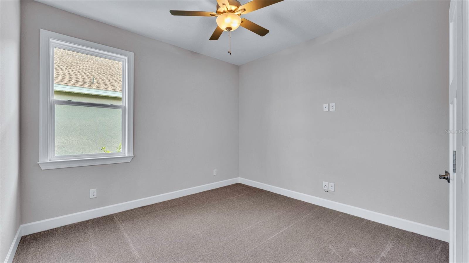 Image 29 of 47 For 4537 Fairway Oaks Drive