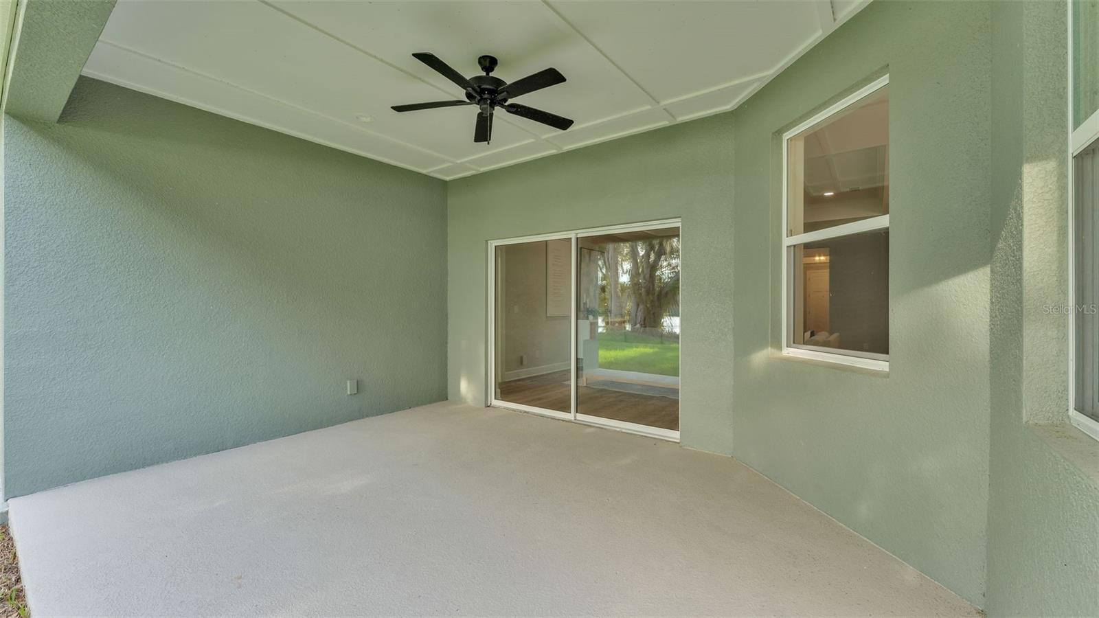 Image 34 of 47 For 4537 Fairway Oaks Drive