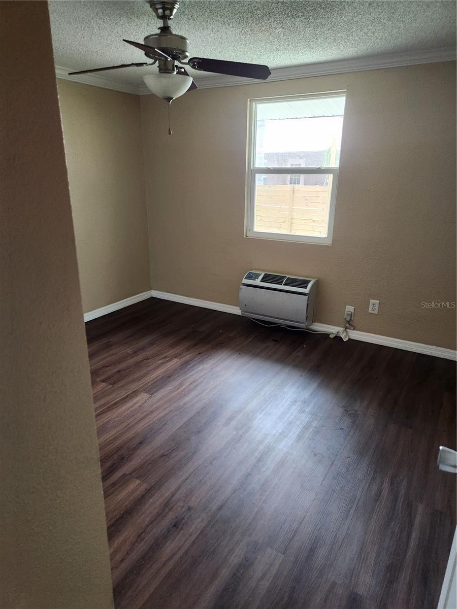 Image 5 of 6 For 5901 Bryce Lane 5924
