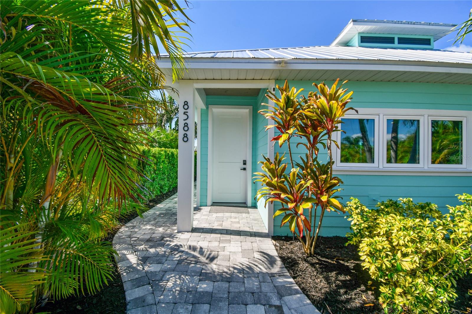 Image 6 of 73 For 8588 Sand Crane Circle