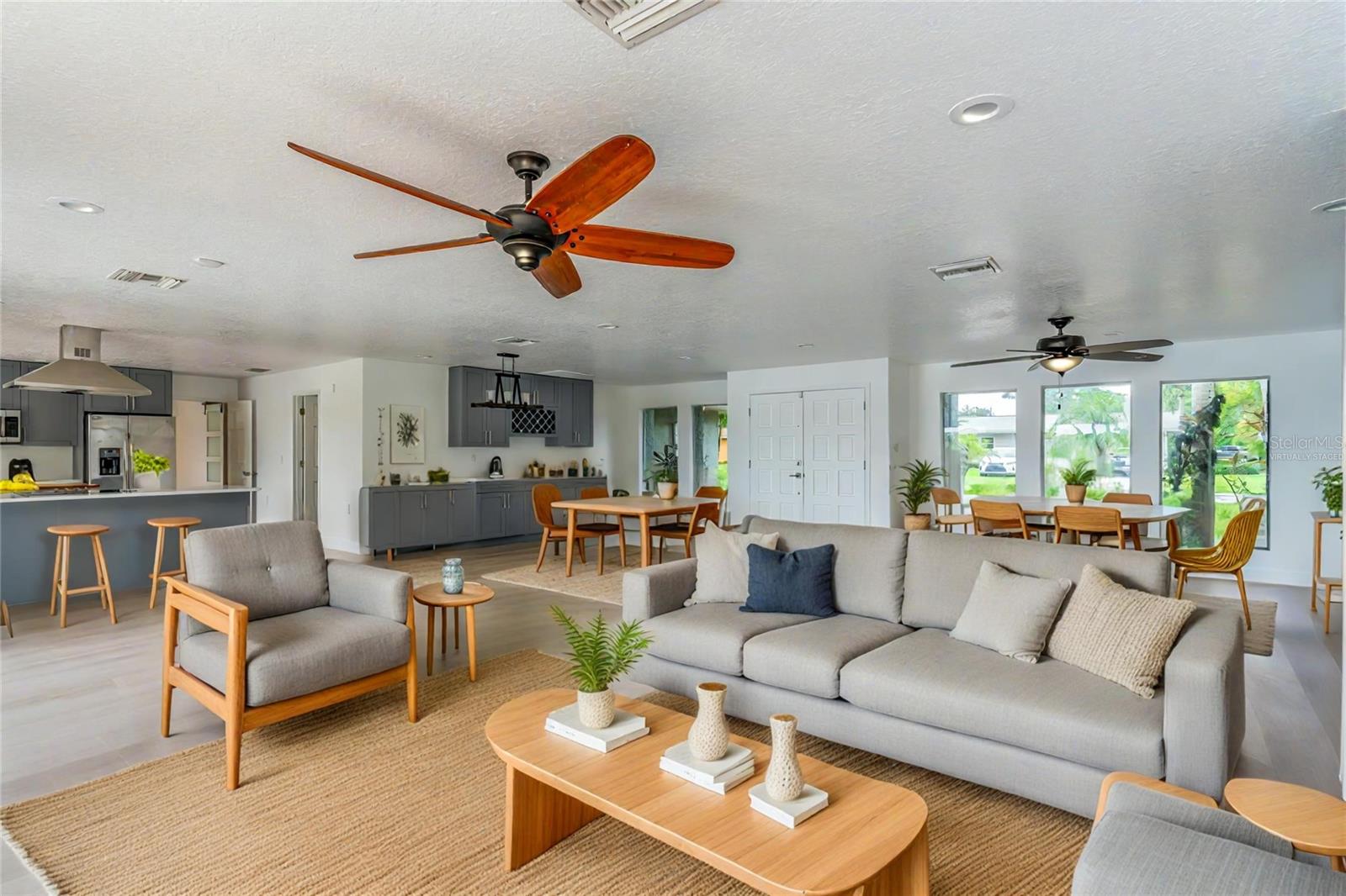 Image 12 of 60 For 3225 Rosery Road Ne
