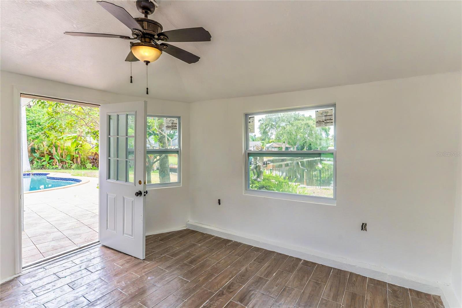 Image 52 of 60 For 3225 Rosery Road Ne