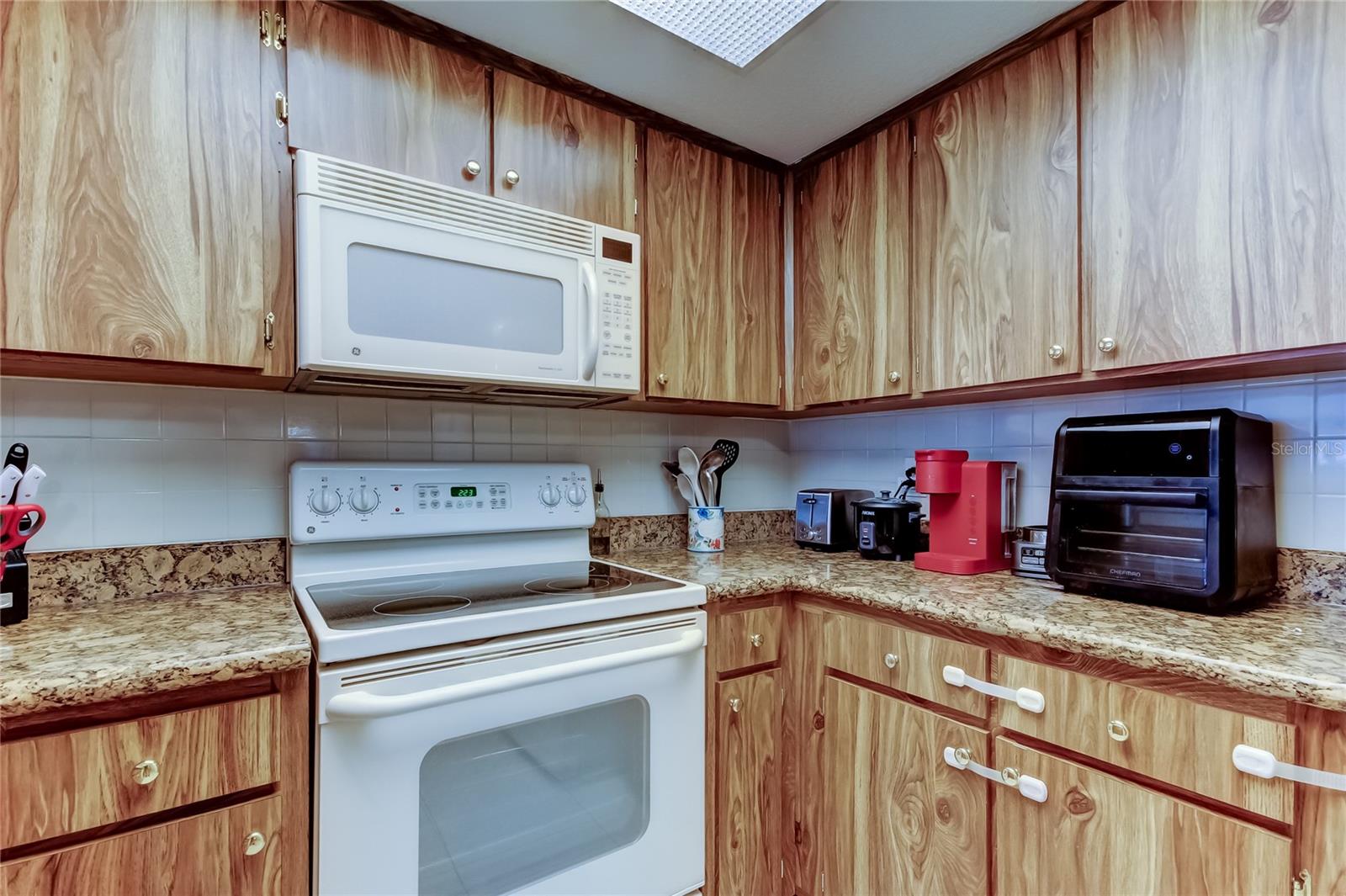 Image 18 of 71 For 11010 Wingate Drive