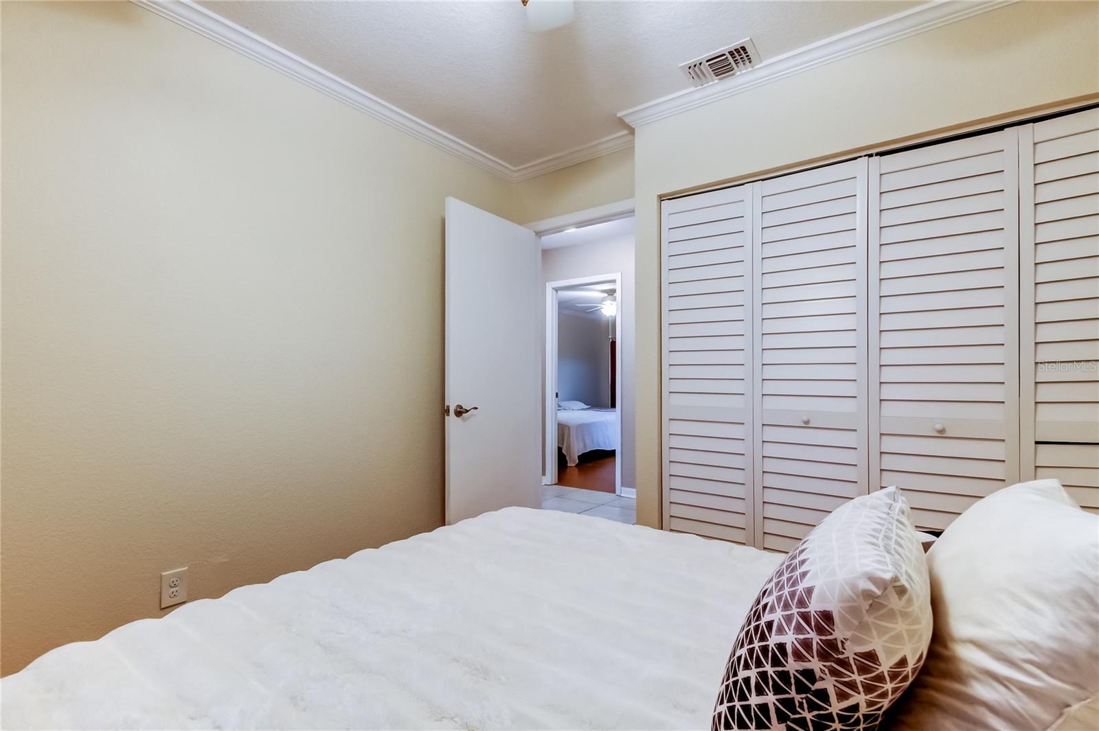 Image 36 of 71 For 11010 Wingate Drive