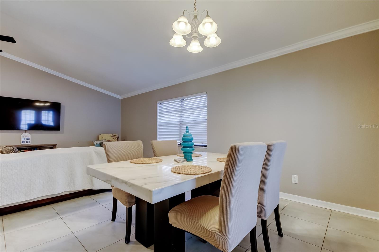 Image 8 of 71 For 11010 Wingate Drive