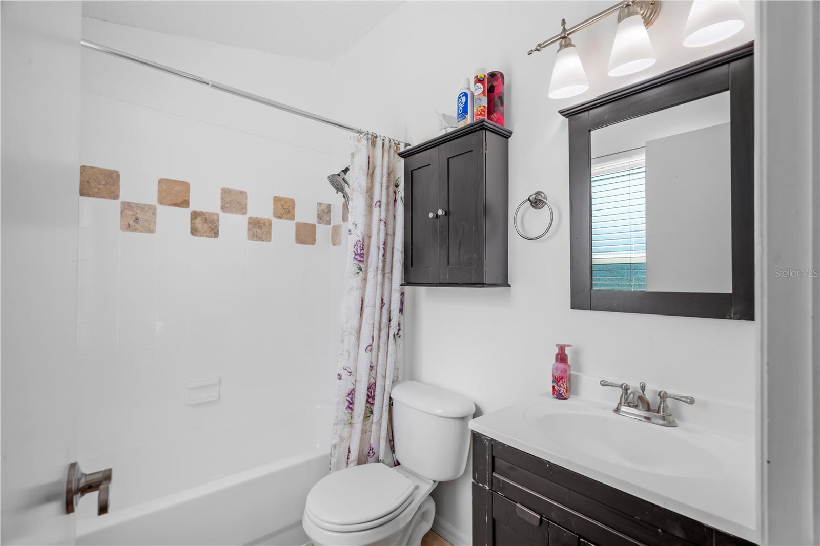 Image 14 of 23 For 1416 Sedgwick Drive