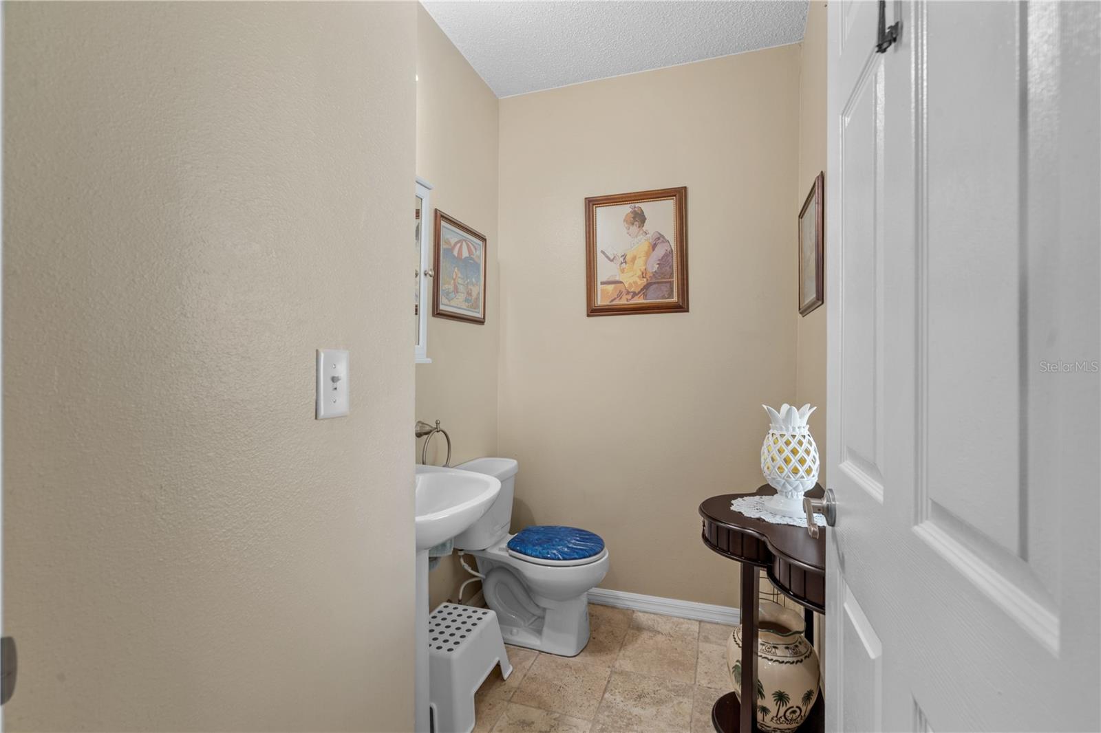 Image 19 of 23 For 1416 Sedgwick Drive