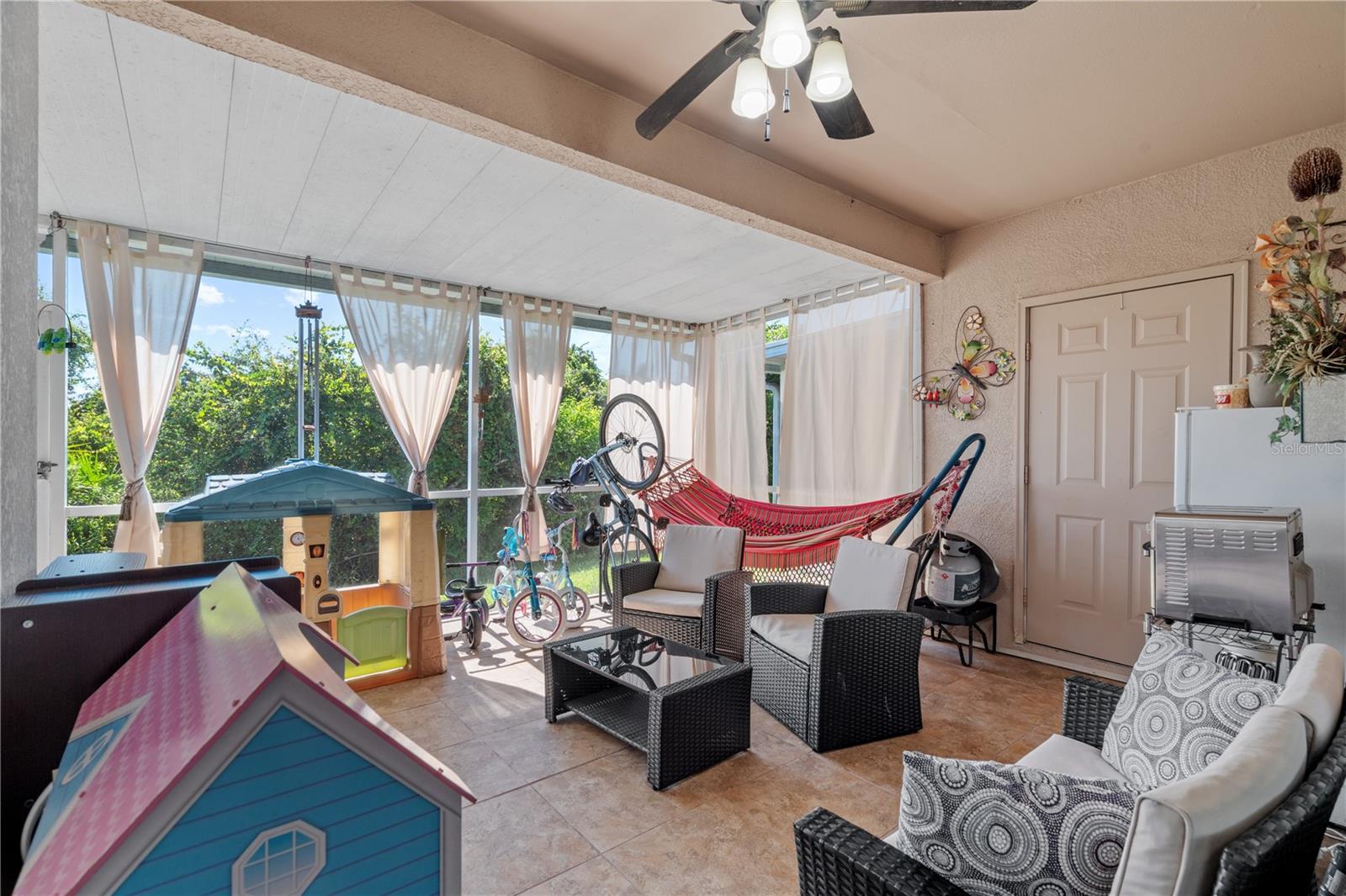 Image 21 of 23 For 1416 Sedgwick Drive