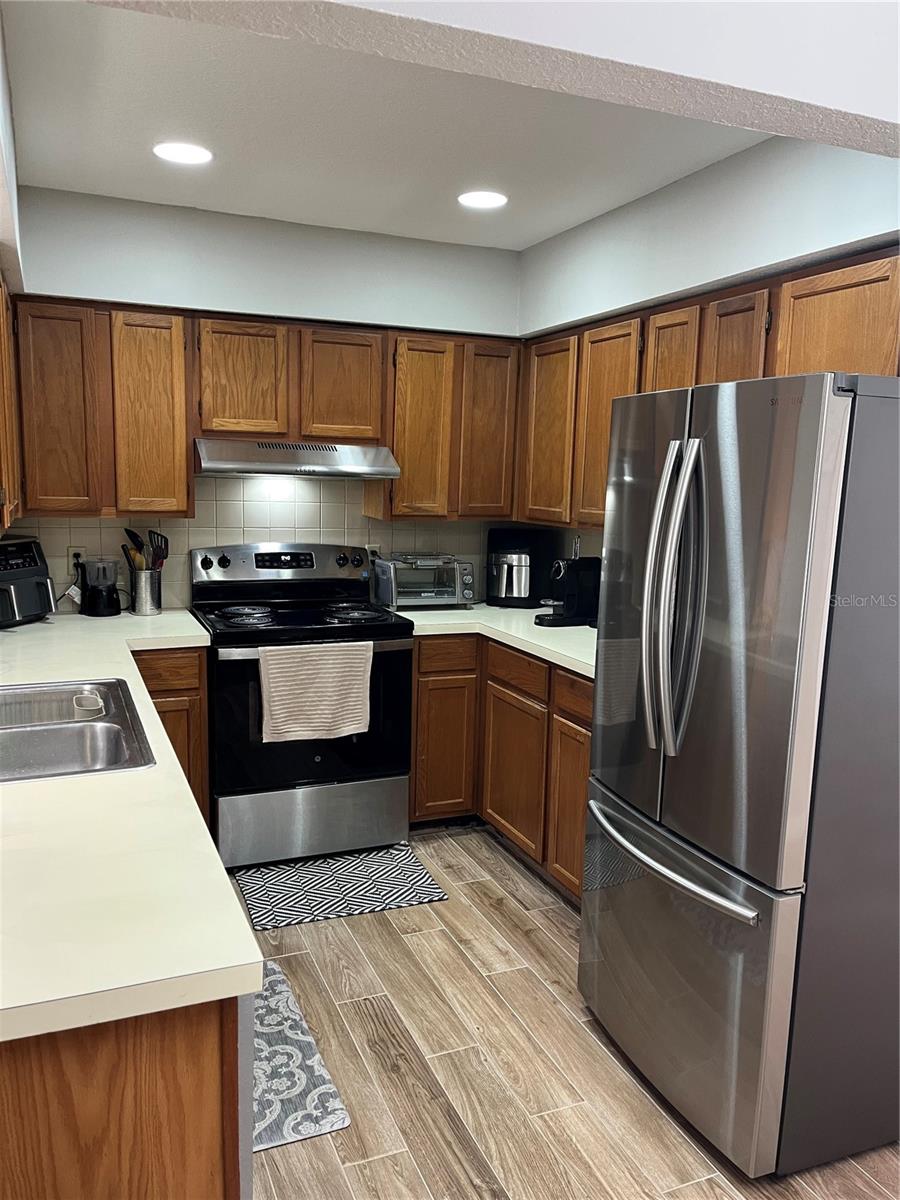 Image 7 of 15 For 4114 Woodlark Drive