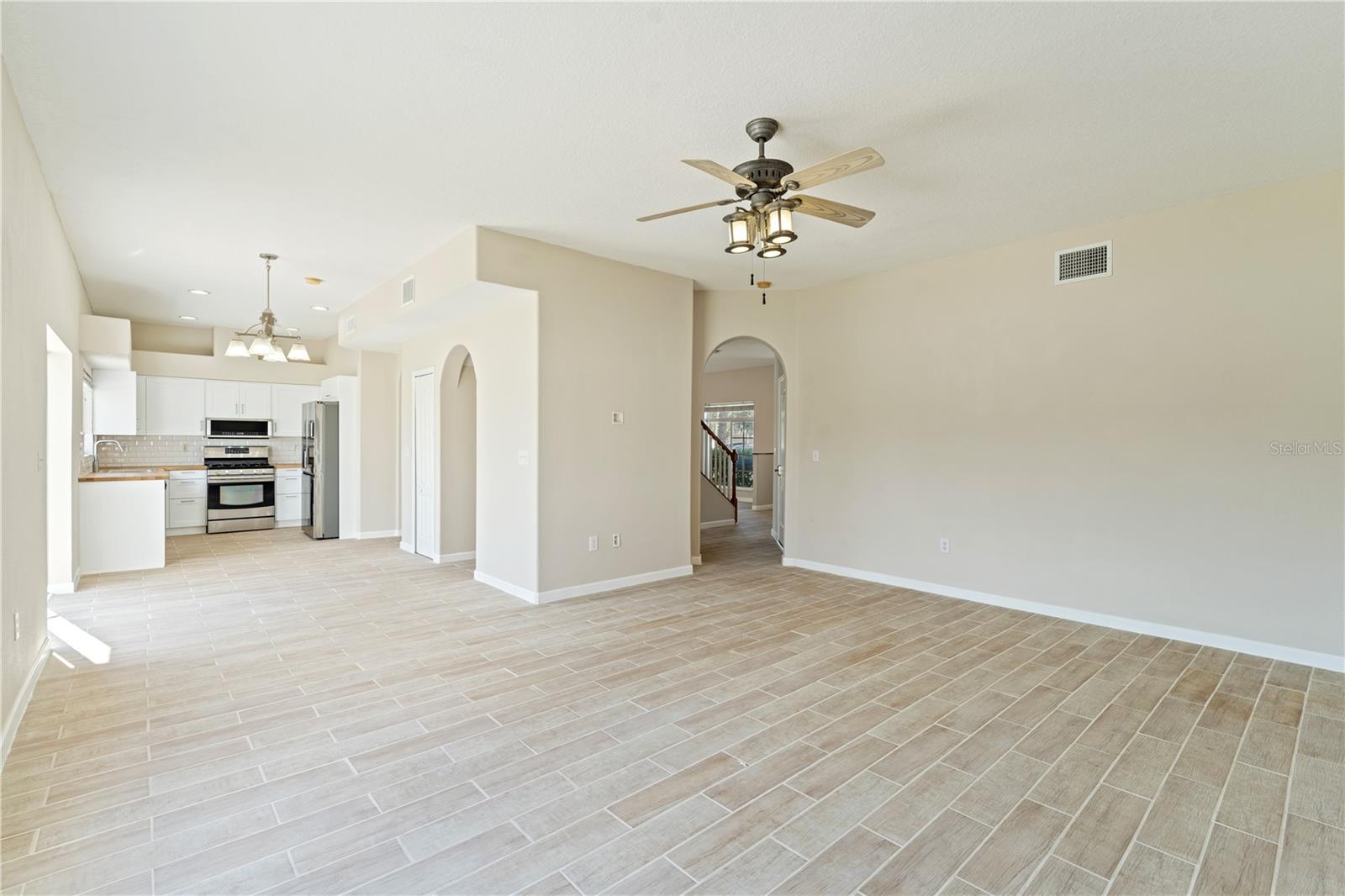 Image 18 of 72 For 25444 Geddy Drive