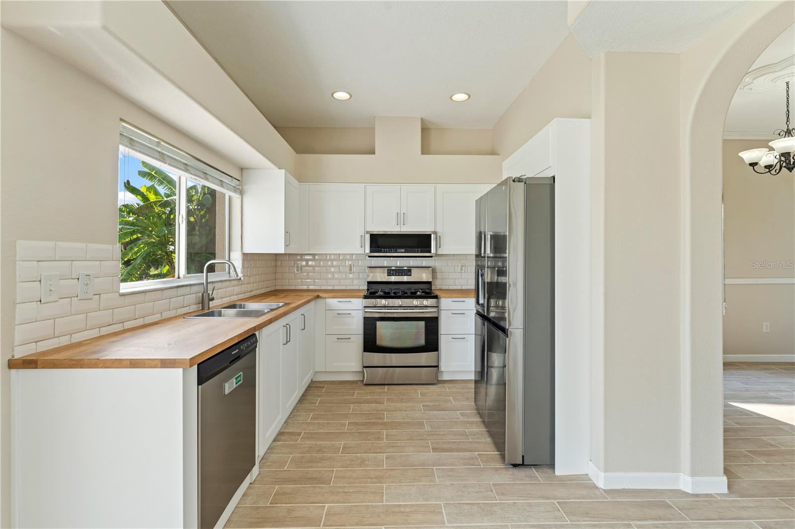Image 26 of 72 For 25444 Geddy Drive
