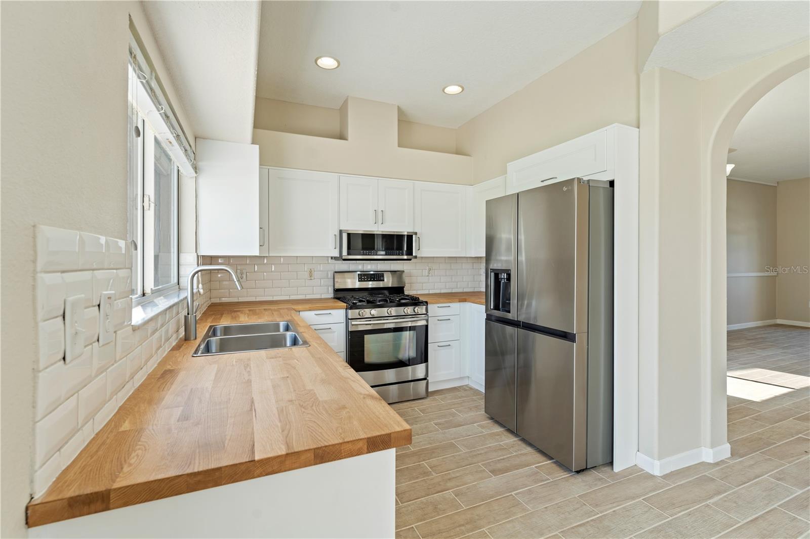 Image 28 of 72 For 25444 Geddy Drive