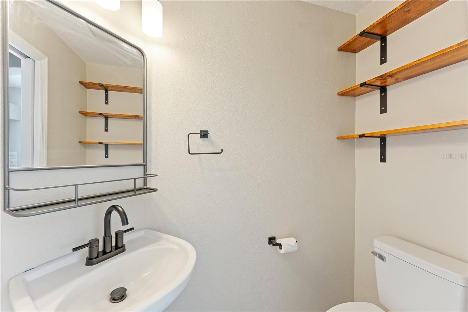 Image 29 of 72 For 25444 Geddy Drive