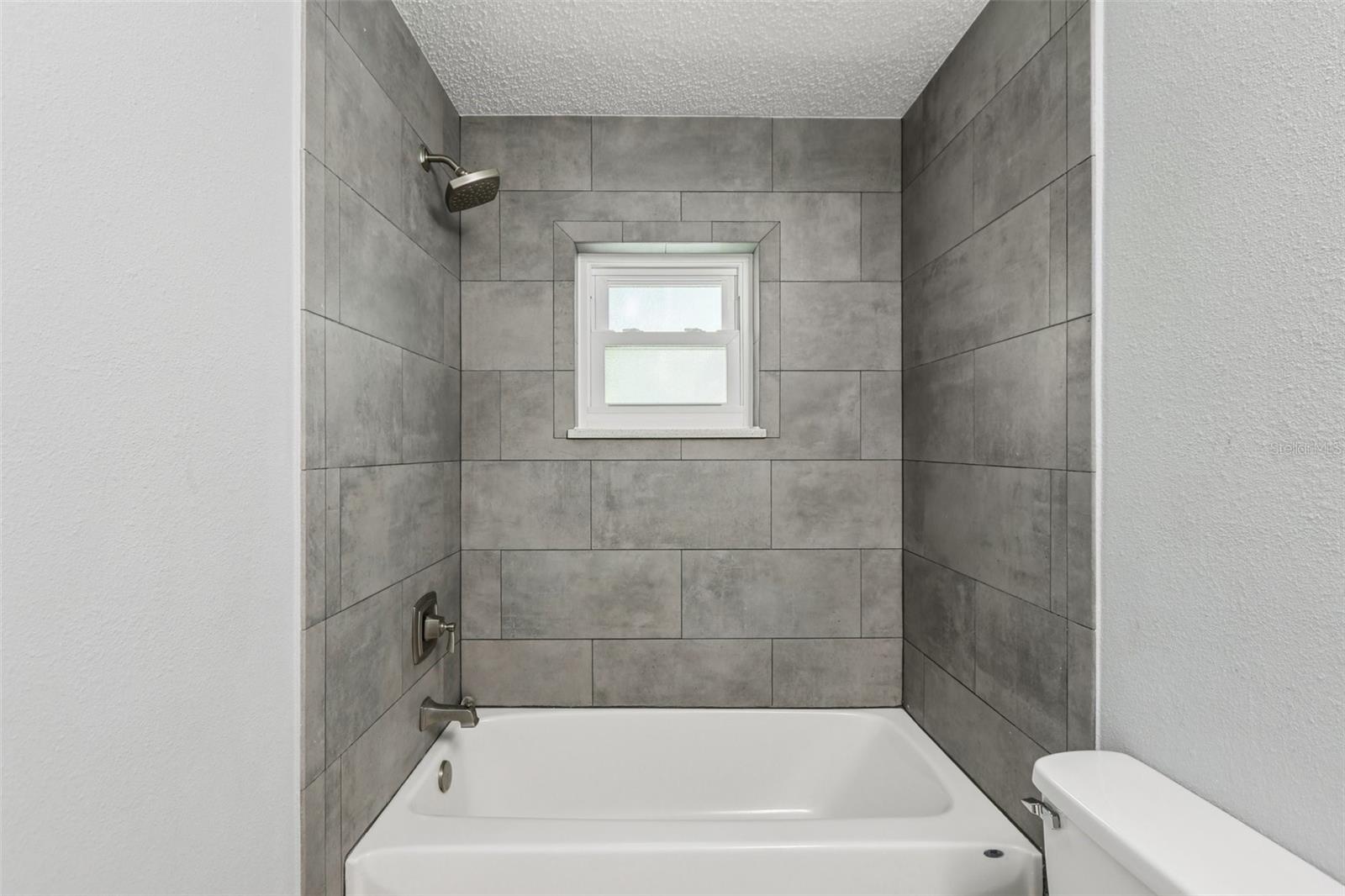 Image 16 of 28 For 2307 Warnell Loop