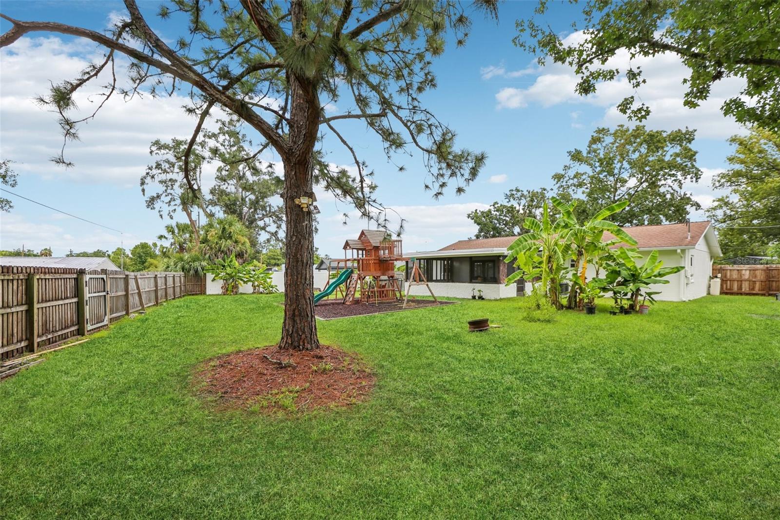 Image 20 of 28 For 2307 Warnell Loop