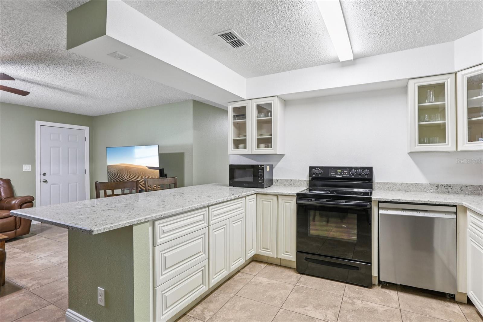 Image 6 of 28 For 2307 Warnell Loop