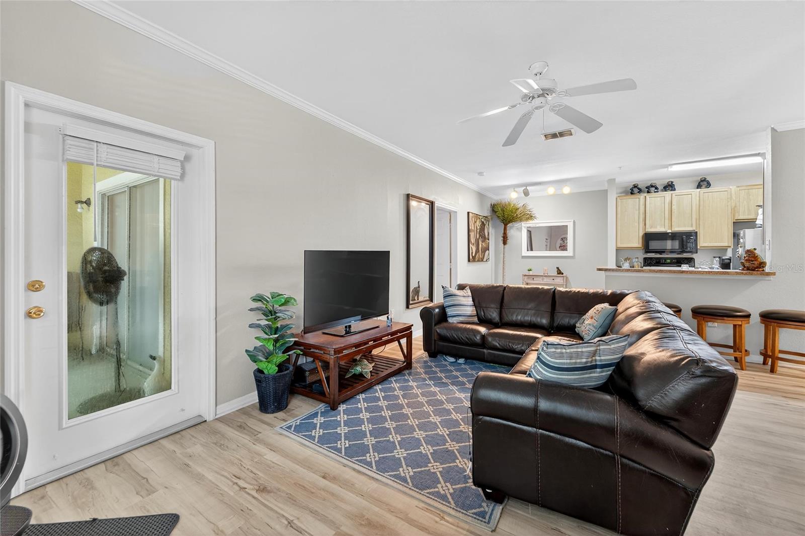 Image 11 of 50 For 9916 Courtney Palms Boulevard 203