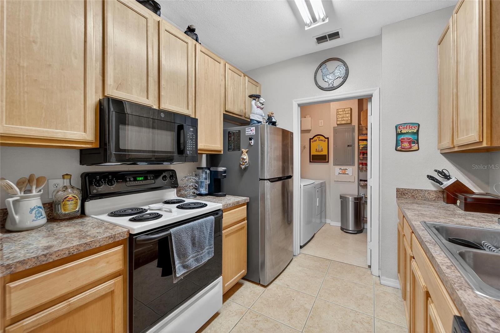 Image 14 of 50 For 9916 Courtney Palms Boulevard 203