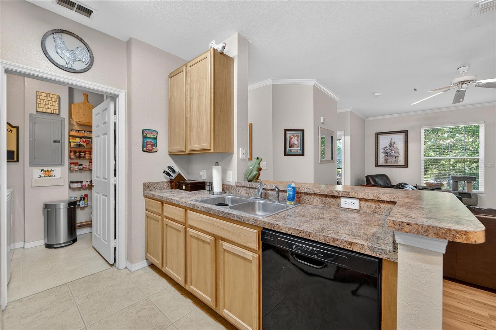 Image 15 of 50 For 9916 Courtney Palms Boulevard 203