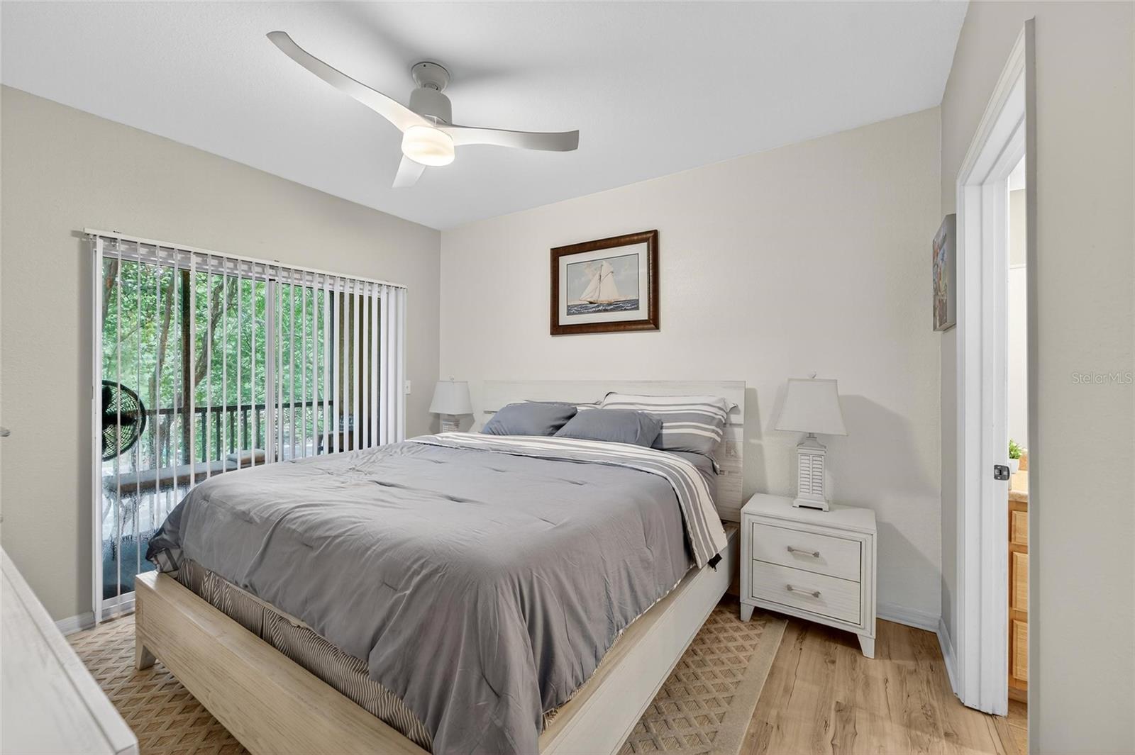 Image 20 of 50 For 9916 Courtney Palms Boulevard 203