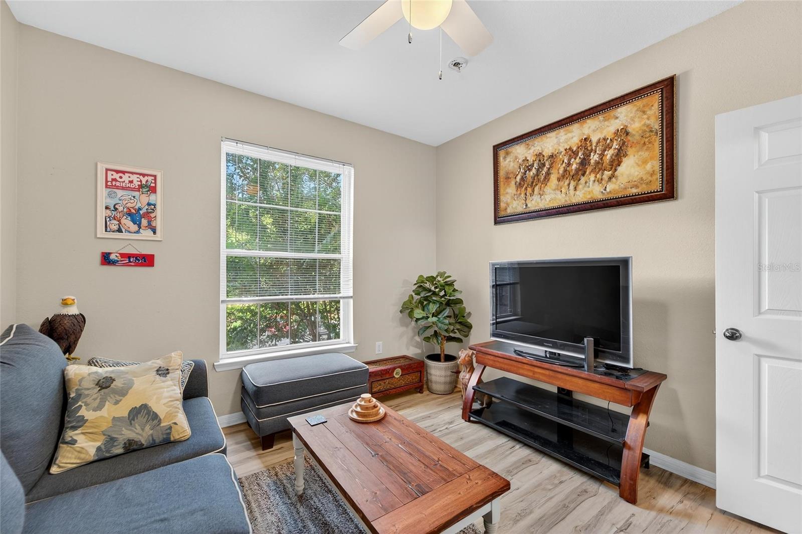 Image 30 of 50 For 9916 Courtney Palms Boulevard 203