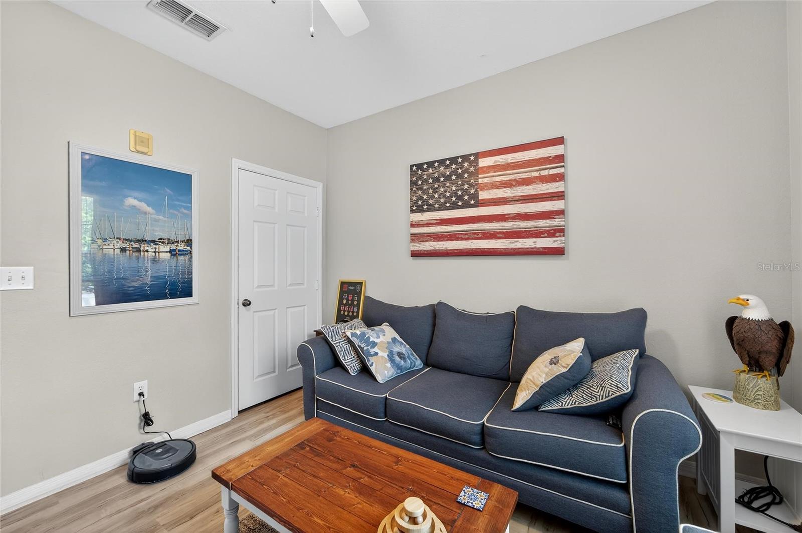 Image 31 of 50 For 9916 Courtney Palms Boulevard 203