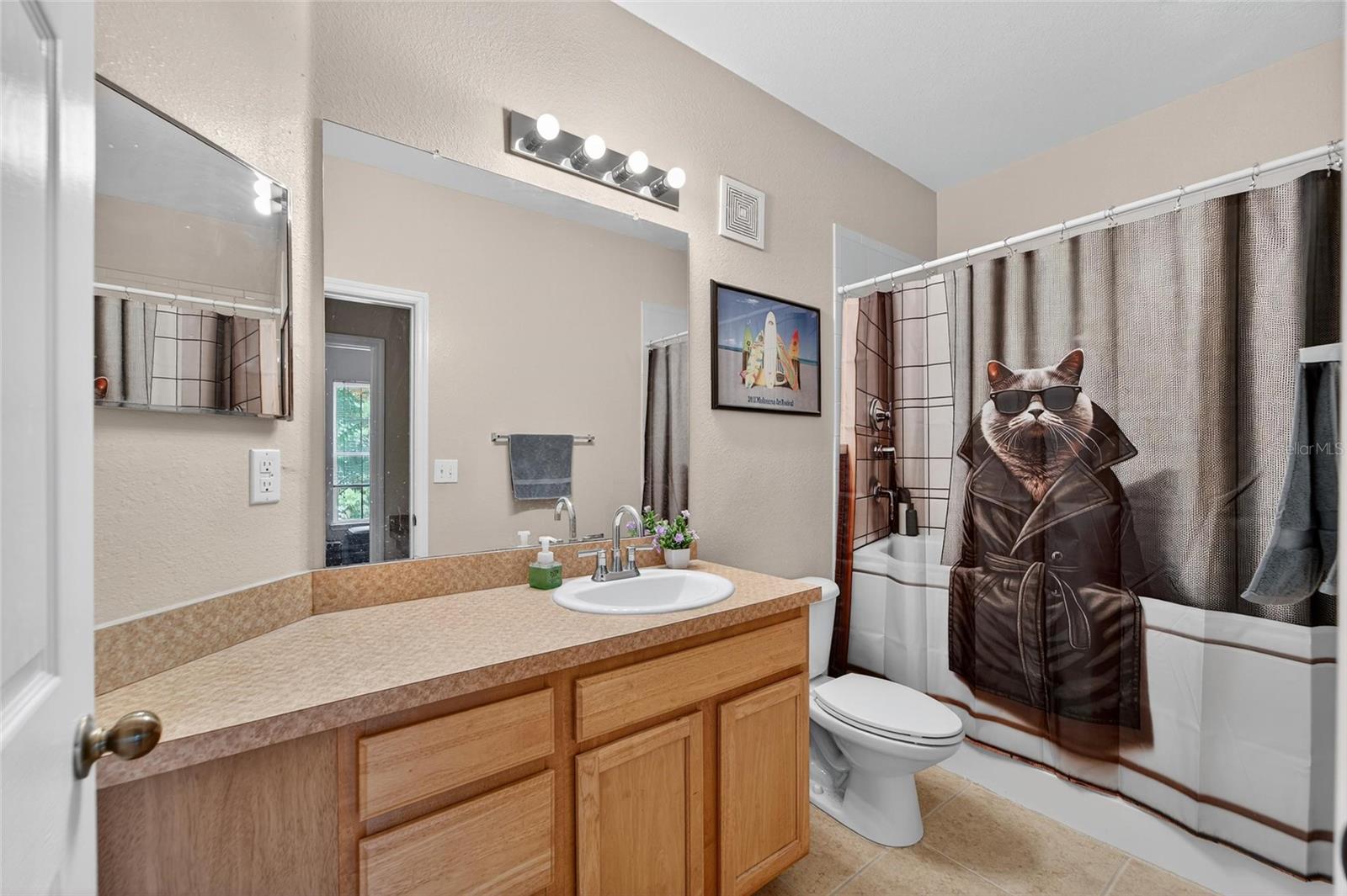 Image 33 of 50 For 9916 Courtney Palms Boulevard 203
