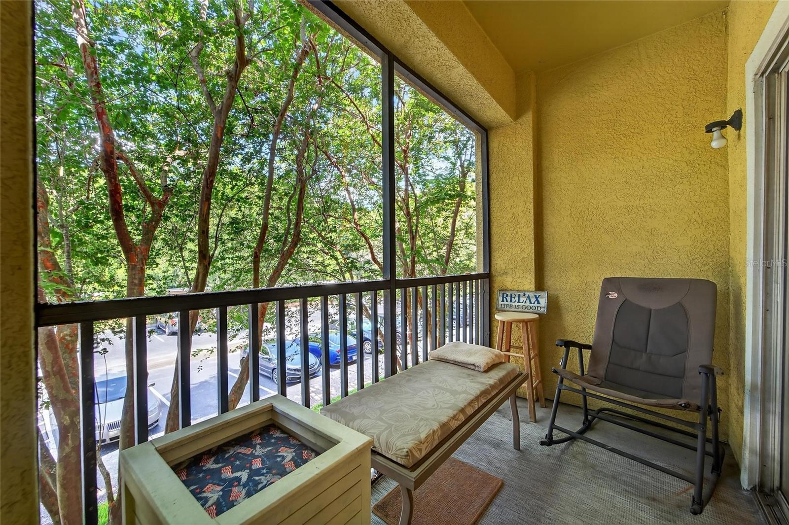 Image 36 of 50 For 9916 Courtney Palms Boulevard 203