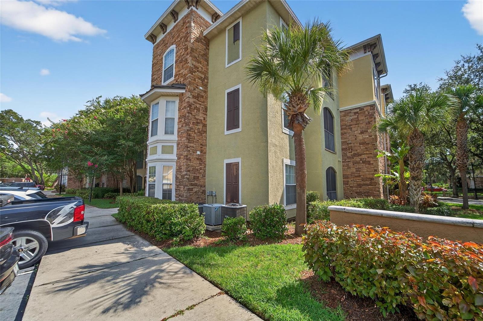 Image 4 of 50 For 9916 Courtney Palms Boulevard 203