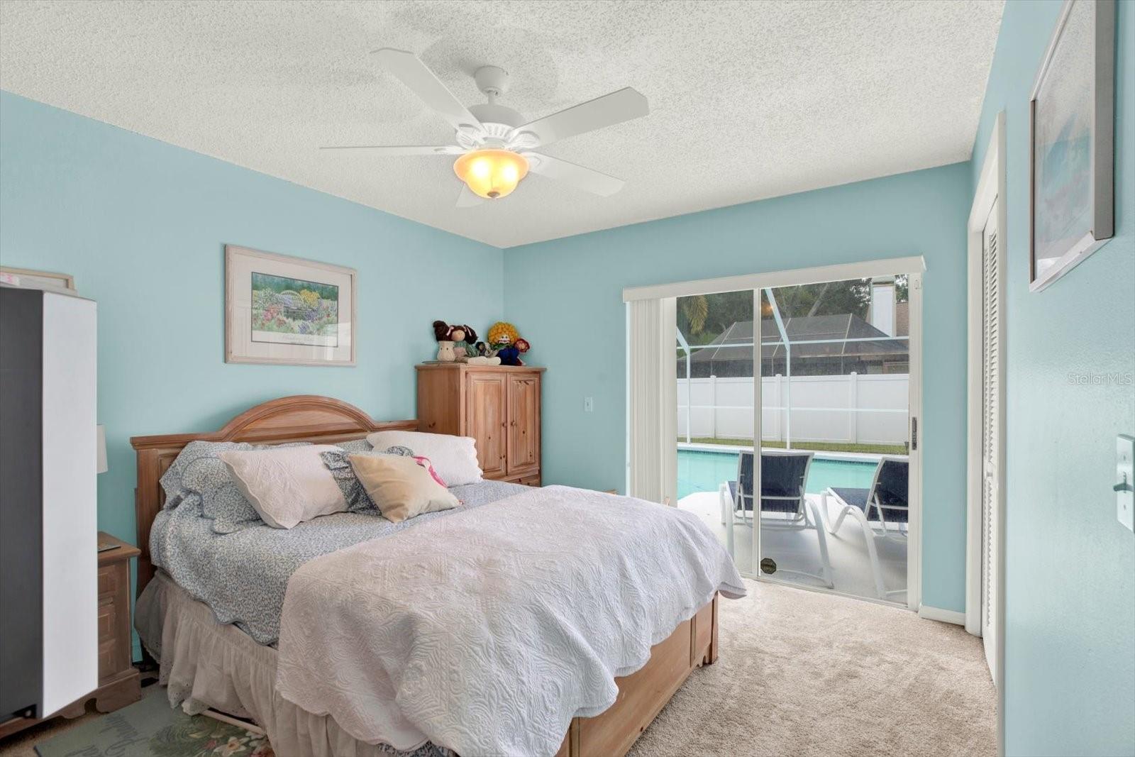 Image 14 of 32 For 15830 Glenarn Drive