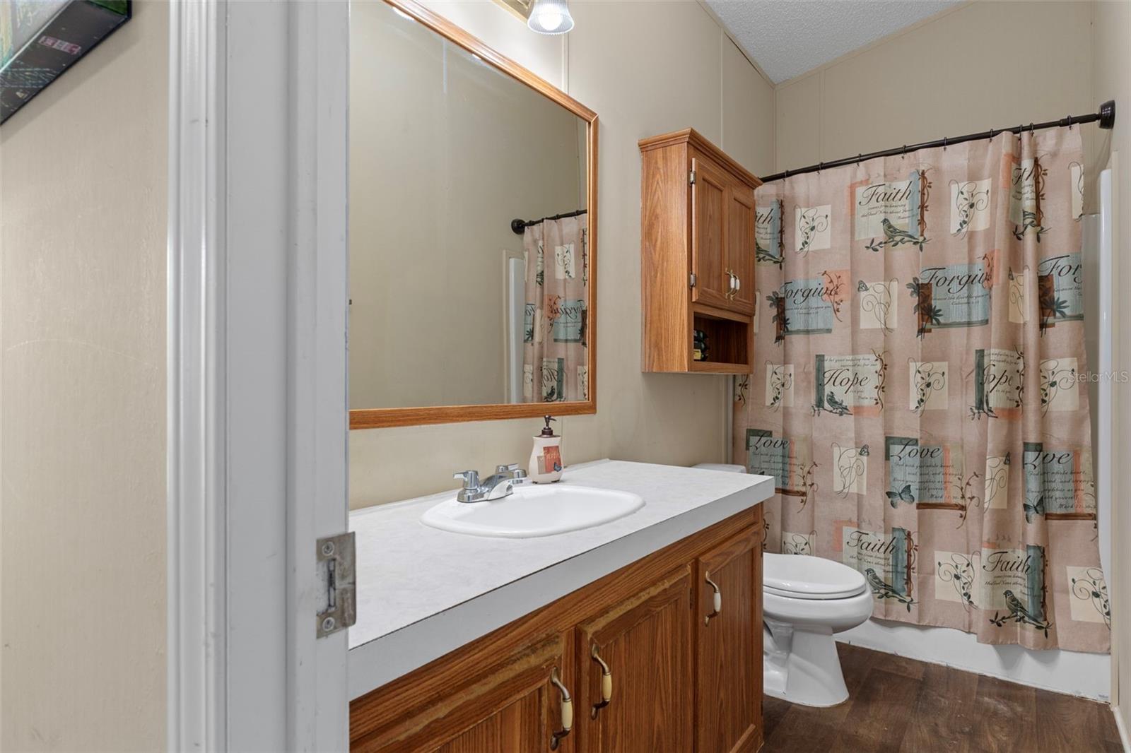 Image 10 of 18 For 6540 Holiday Street