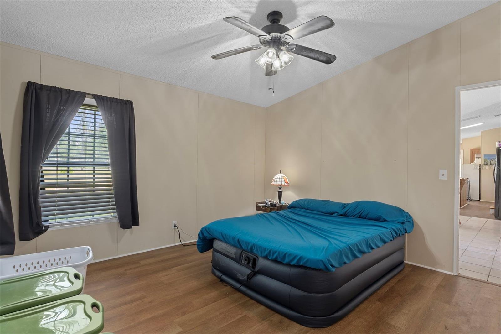 Image 11 of 18 For 6540 Holiday Street