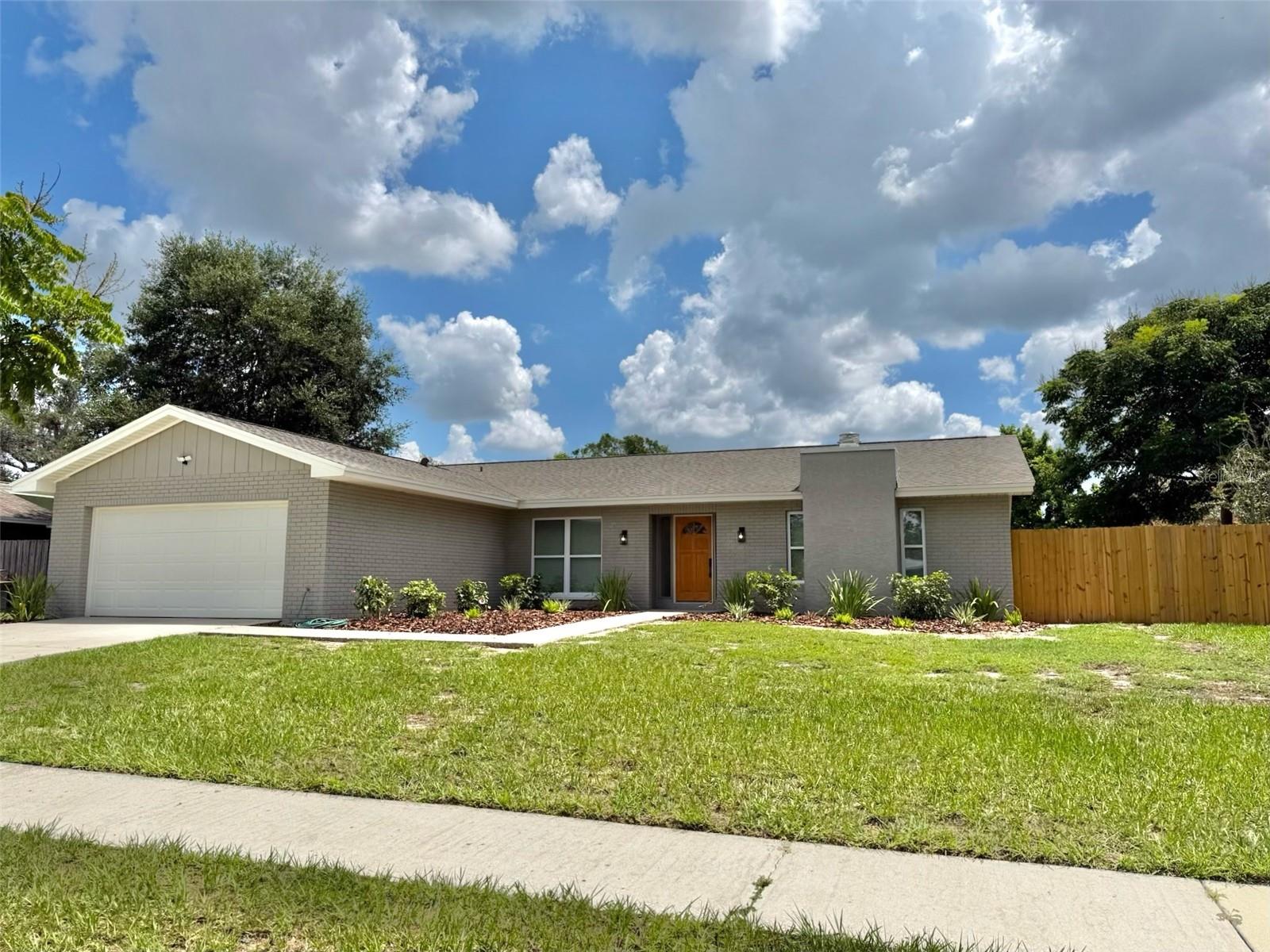 Image 2 of 20 For 1803 Green Lawn Street
