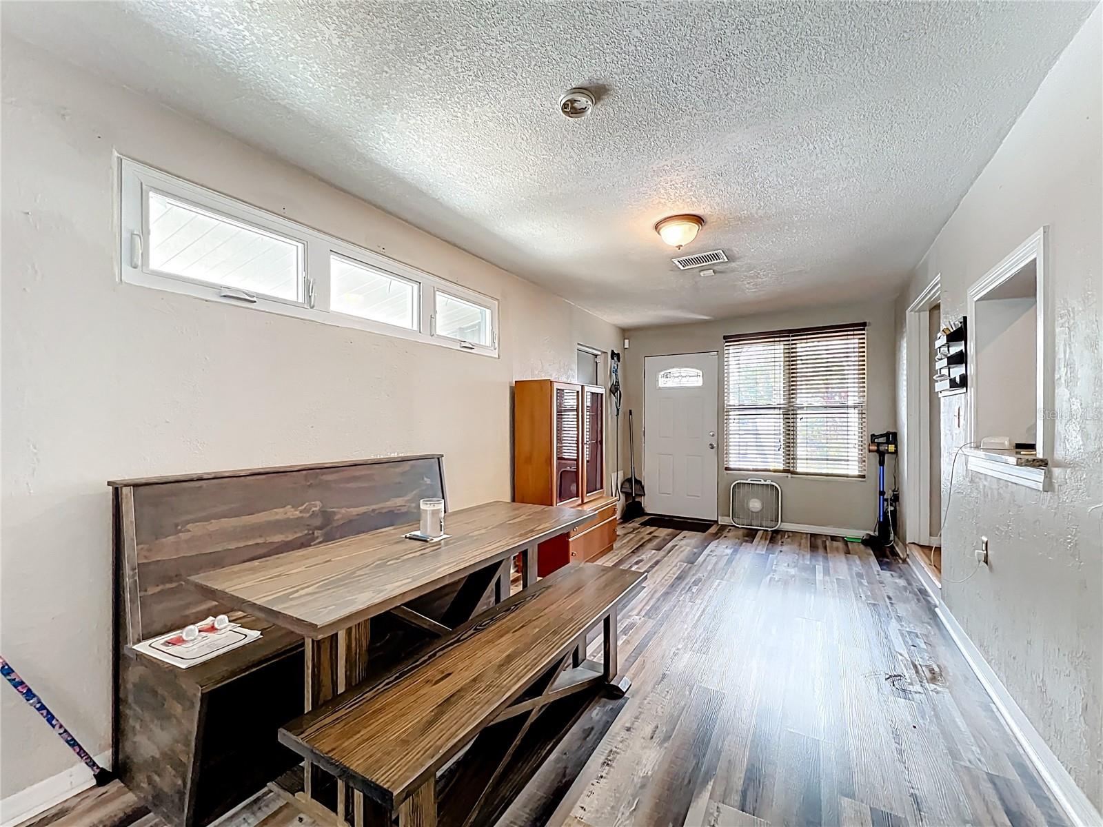 Image 11 of 53 For 5110 8th Avenue N