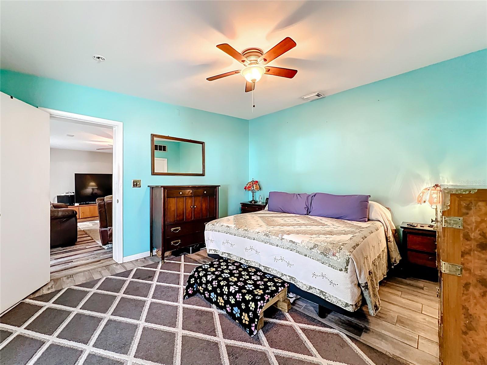 Image 24 of 53 For 5110 8th Avenue N