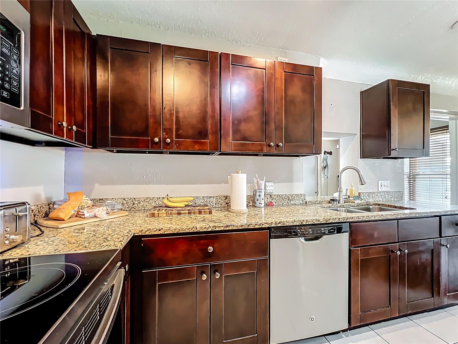 Image 6 of 53 For 5110 8th Avenue N